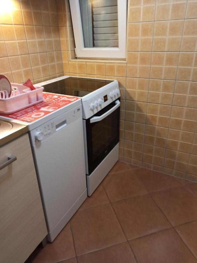 Apartmani Villa Radovic Risan Luaran gambar