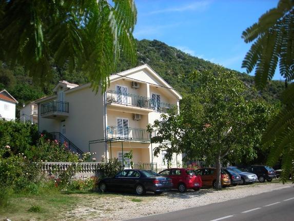 Apartmani Villa Radovic Risan Luaran gambar
