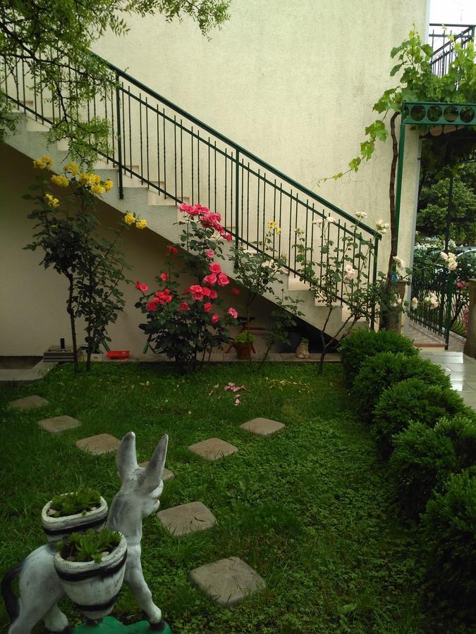 Apartmani Villa Radovic Risan Luaran gambar