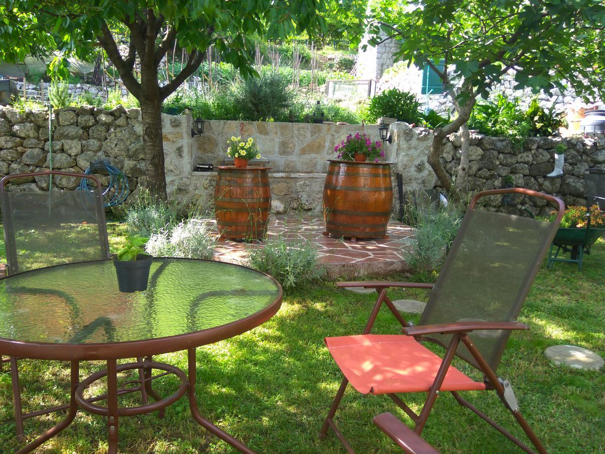 Apartmani Villa Radovic Risan Luaran gambar