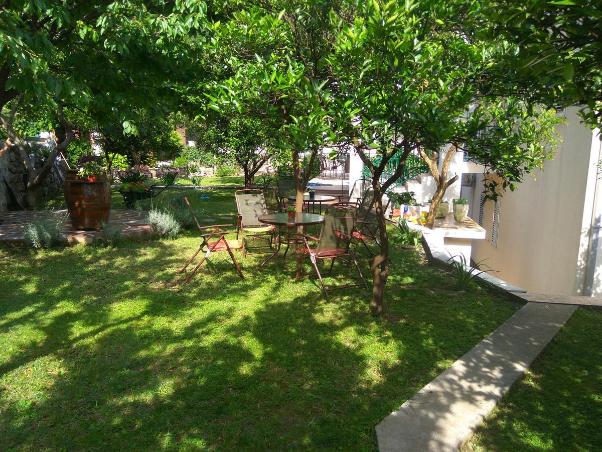 Apartmani Villa Radovic Risan Luaran gambar
